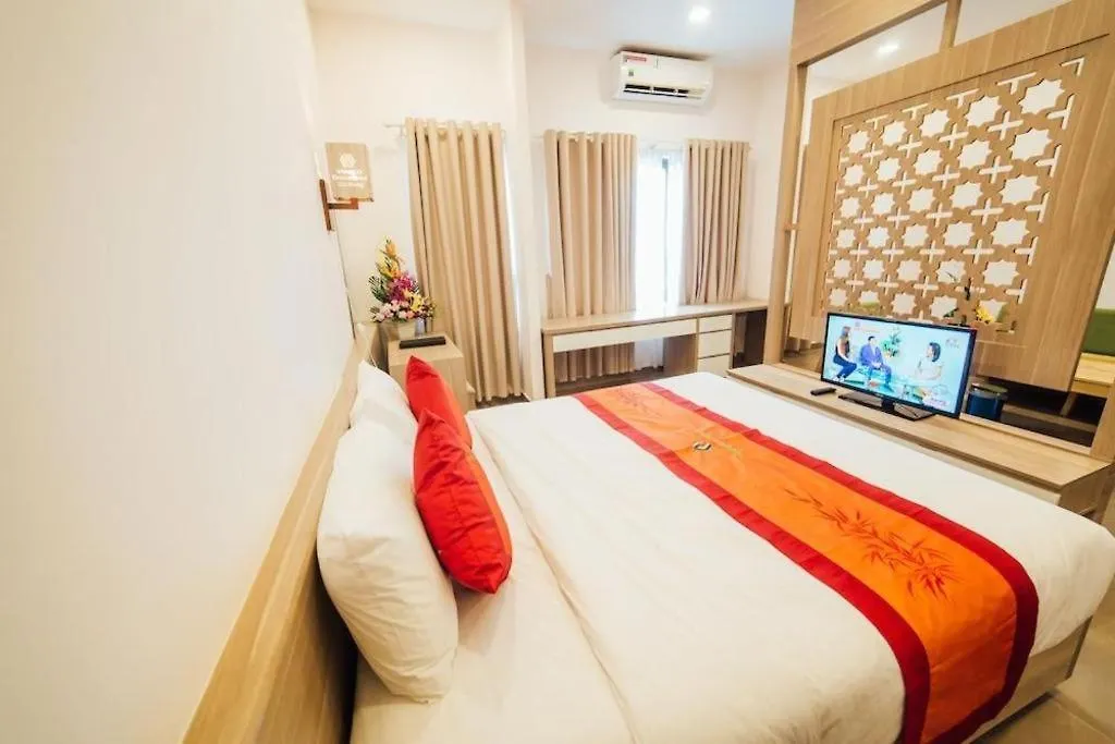 Green Hotel Da Nang 3*,  Vietnam